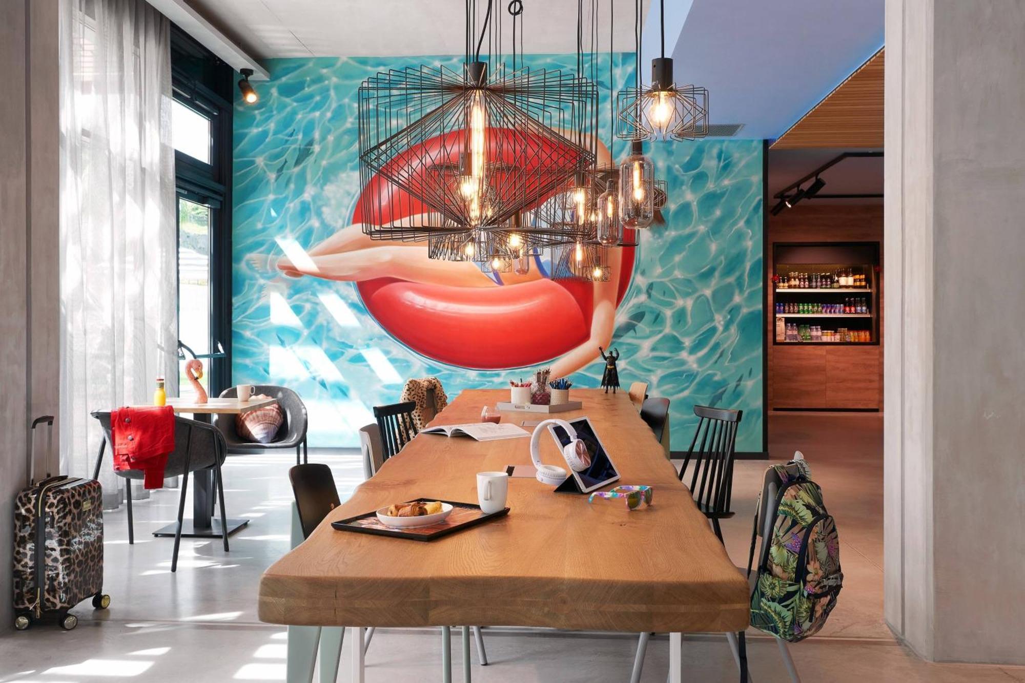 Hotel Moxy Sophia Antipolis Biot Zewnętrze zdjęcie