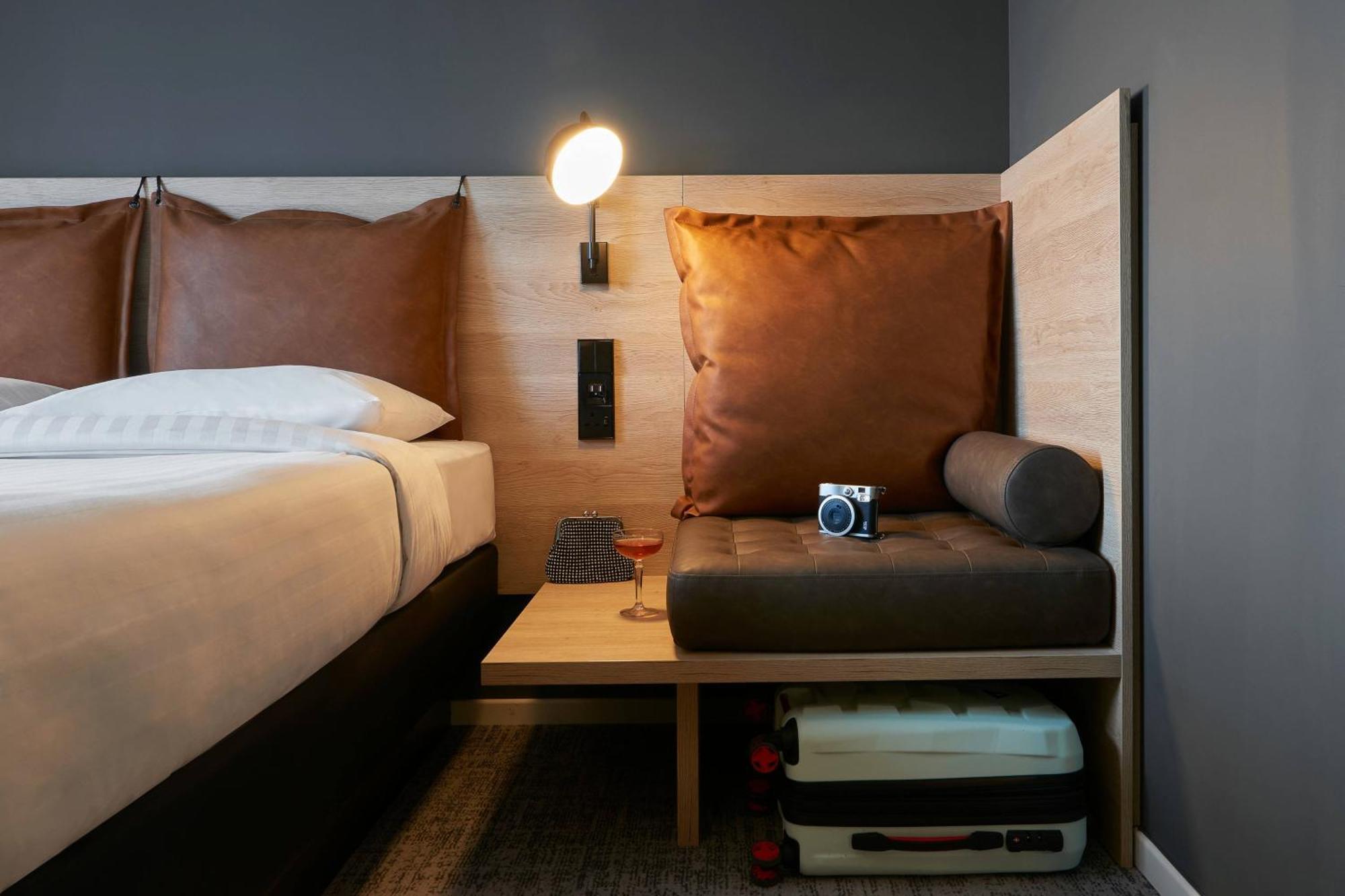 Hotel Moxy Sophia Antipolis Biot Zewnętrze zdjęcie