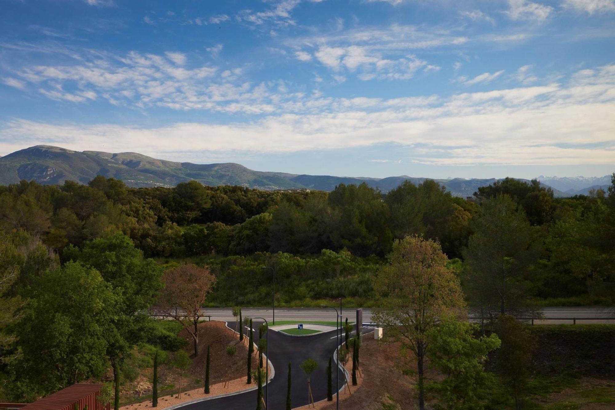 Hotel Moxy Sophia Antipolis Biot Zewnętrze zdjęcie
