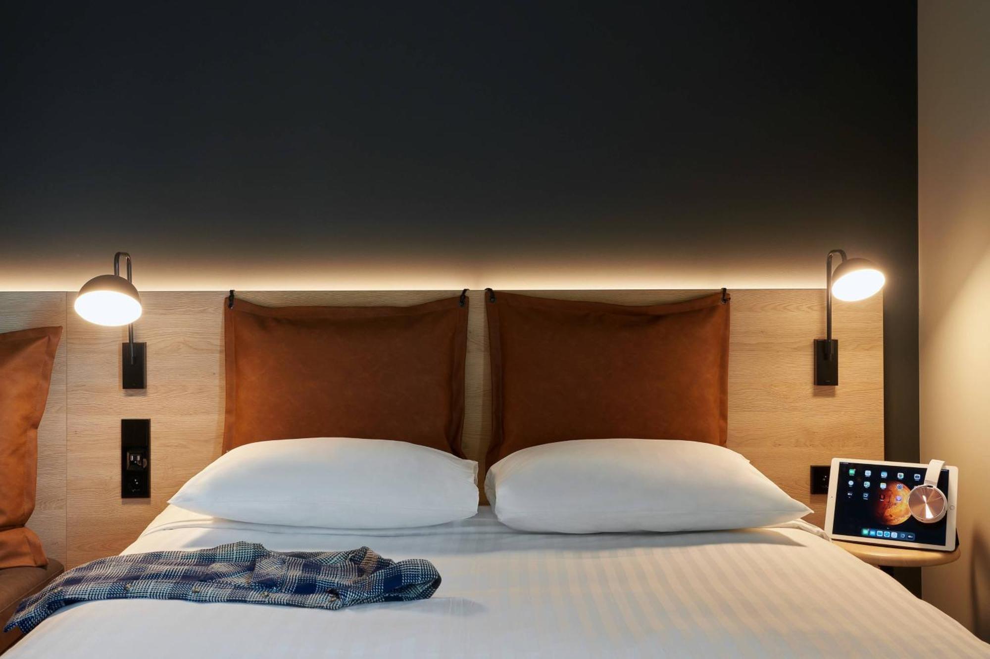 Hotel Moxy Sophia Antipolis Biot Zewnętrze zdjęcie